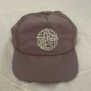 RETRO EASY EMBLEM 5-PANEL HAT KATIN